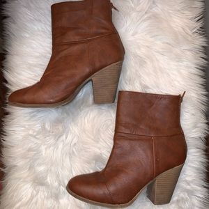 Slouchy booties